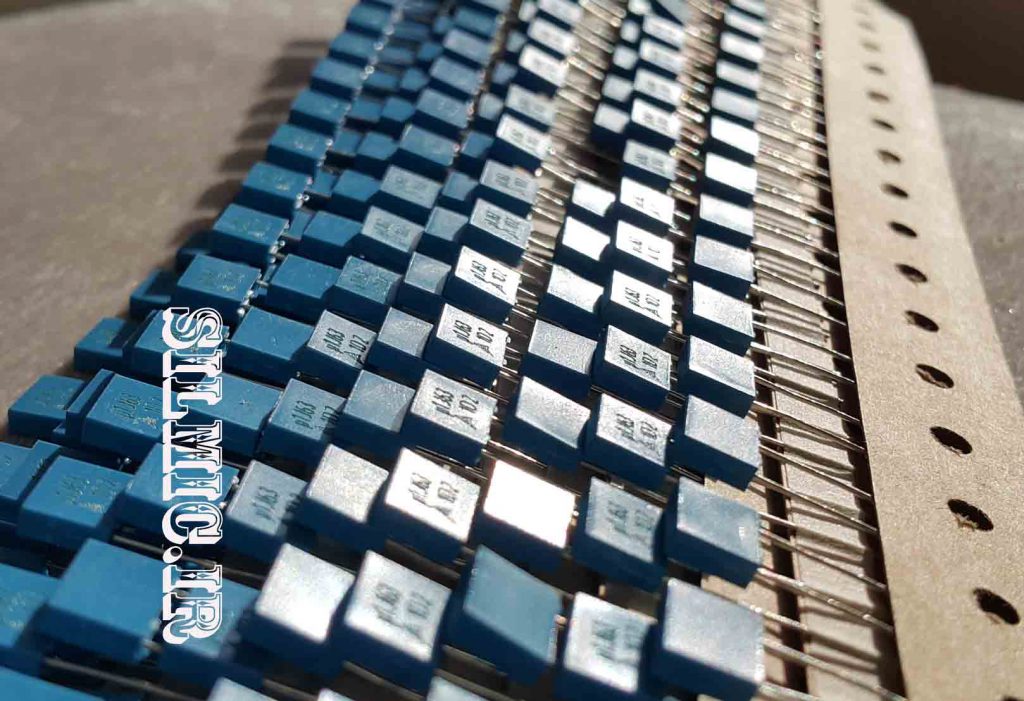 خازن 100 نانو فاراد 63 ولت MKT ساخت ECPCOS اسپانیا